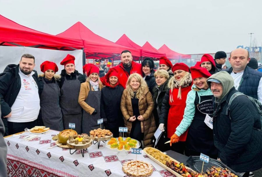 Foto: Festivalul-Concurs „D'ale Porcului”