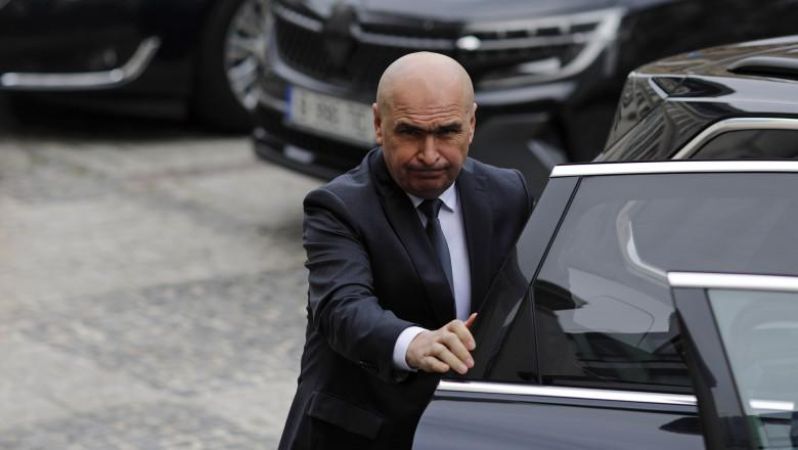 Președintele interimar al României, Ilie Bolojan. Foto Inquam Photos/Mălina Norocea Citește mai mult la: https://www.digi24.ro/stiri/actualitate/politica/bolojan-suntem-intr-o-situatie-complicata-daca-nu-vom-avea-aceasta-stabilitate-in-perioada-urmatoare-lucrurile-nu-vor-arata-bine-3175667 Informaţiile publicate pe site-ul Digi24.ro pot fi preluate, în conformitate cu legislația aplicabilă, doar în limita a 120 de caractere.