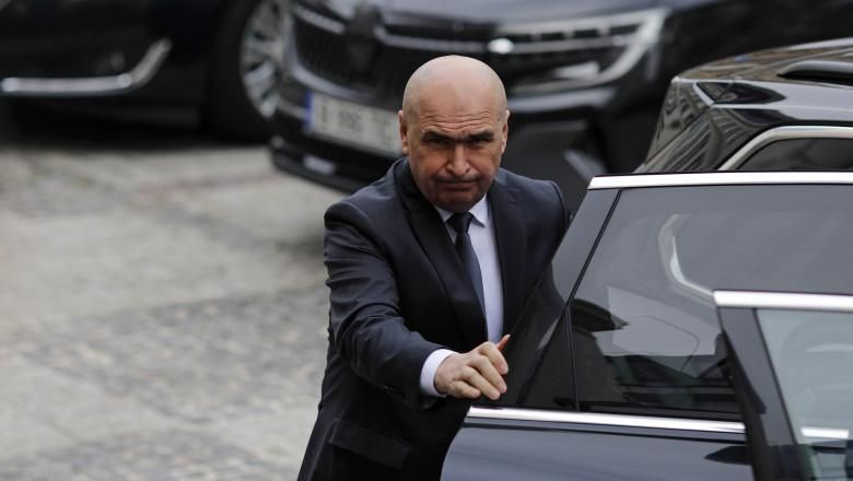 Președintele interimar al României, Ilie Bolojan. Foto Inquam Photos/Mălina Norocea Citește mai mult la: https://www.digi24.ro/stiri/actualitate/politica/bolojan-suntem-intr-o-situatie-complicata-daca-nu-vom-avea-aceasta-stabilitate-in-perioada-urmatoare-lucrurile-nu-vor-arata-bine-3175667 Informaţiile publicate pe site-ul Digi24.ro pot fi preluate, în conformitate cu legislația aplicabilă, doar în limita a 120 de caractere.