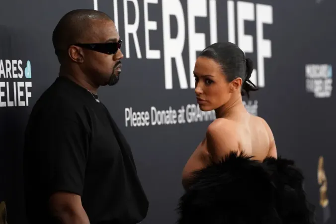 Ye și Bianca Censori. Foto: Jordan Strauss / AP / Profimedia