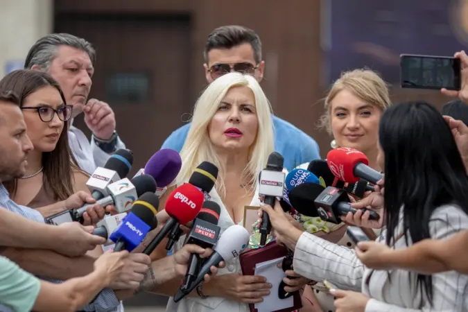 Elena Udrea, la eliberarea din închisoare. FOTO: Inquam Photos / Ovidiu Micsik
