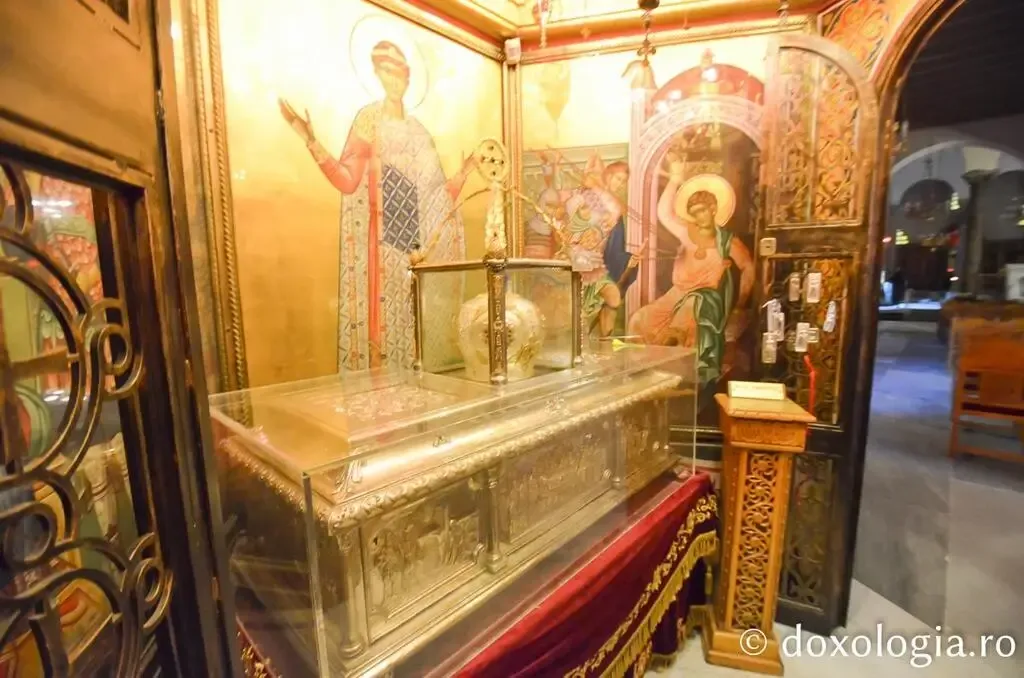 Racla cu sfintele moaște, în Biserica Sfântului Dimitrie din Tesalonic / Foto: Bogdan Zamfirescu