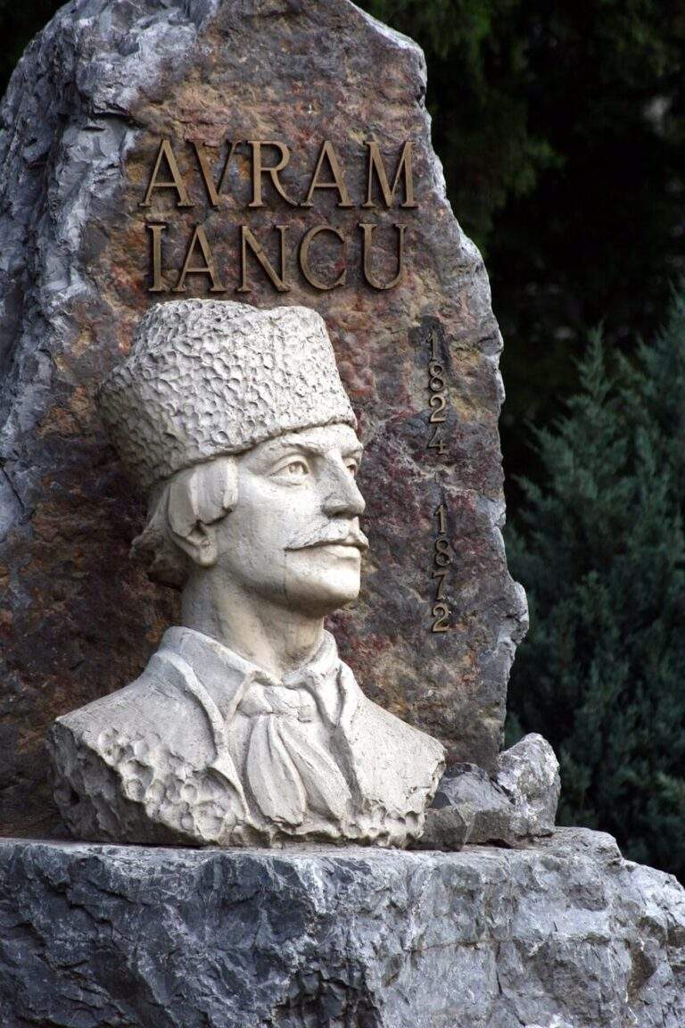 Restricții de circulație în Parcul Traian și Piața Unirii