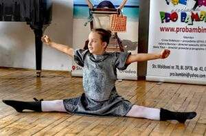 1 Iunie, sărbătorit în avans de Asociația Pro Bambini - 01