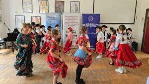 1 Iunie, sărbătorit în avans de Asociația Pro Bambini - 12