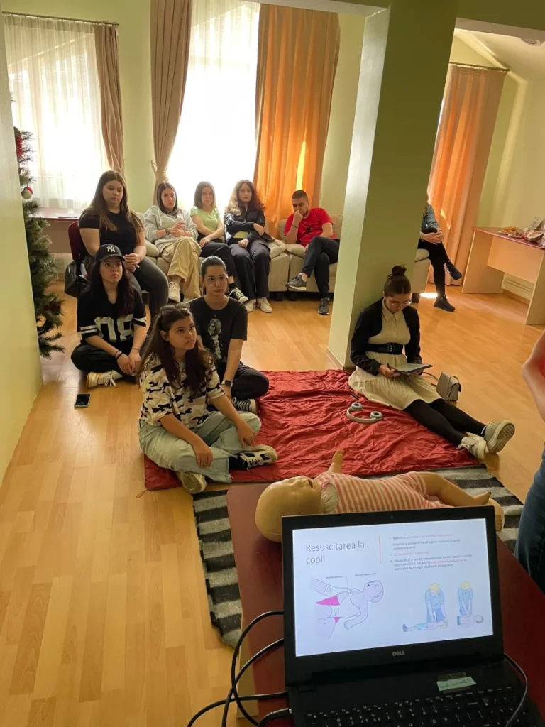 Curs de prim–ajutor pentru voluntari