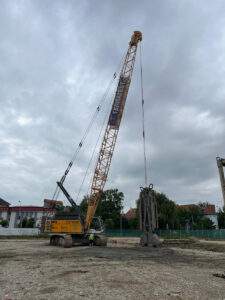 Constructorii au început lucrările la fundațiile Centrului Cultural Multifuncțional din Oradea-03