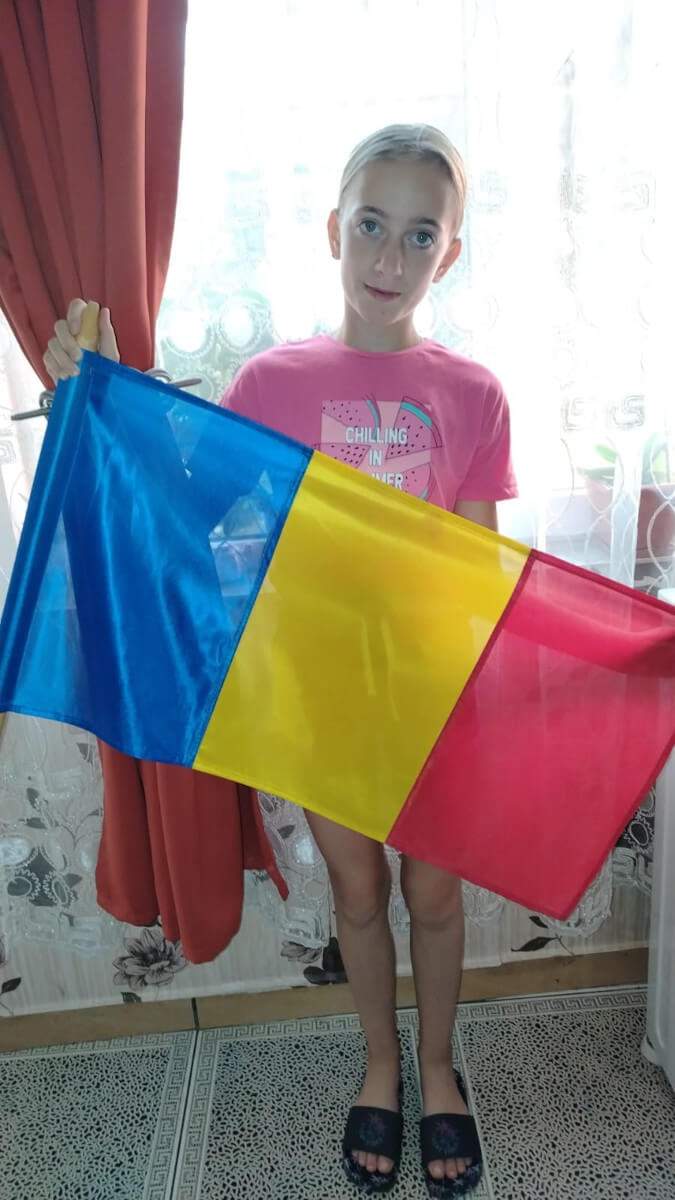 Patriotul de acasă. Elevii de la Școala Gimnazială Nr.1 Hidișelu de Sus, respect pentru valorile naționale