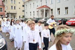 Prima Împartășanie Solemnă pentru peste 30 de copii-07