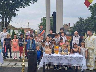Respect și recunoștință pentru eroi la Homorog
