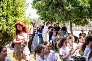 Știință prin culoare și artă la Don Orione-14