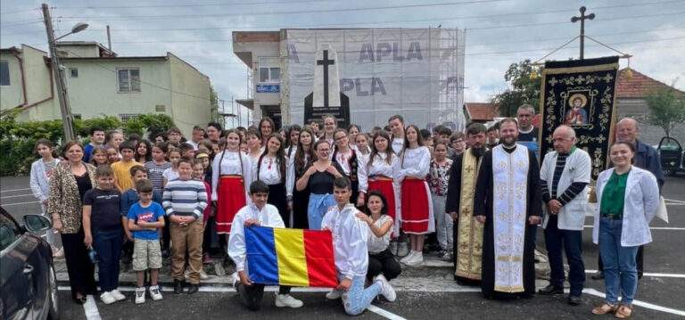 Ziua Națională a eroilor marcată și la Școala Gimnazială Nr.1 Hidișelu de Sus