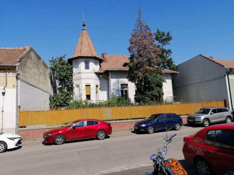 Fosta vilă de protocol a lui Nicolae Ceaușescu, scoasă la licitațe de CJ Bihor
