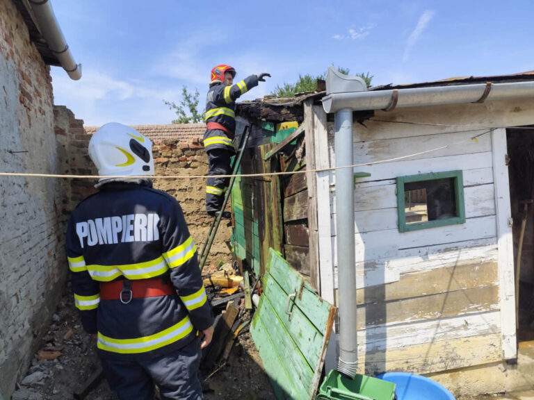 Pompierii bihoreni, în alertă. Patru incendii în interval de circa patru ore, în Bihor