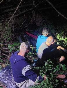 Salvamont- biciclist rătăcit în zona Coada Lacului-Meziad-01