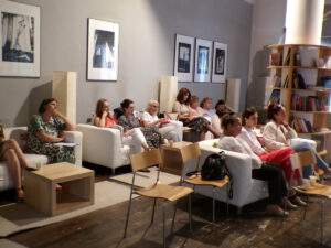 Terapie prin teatru pentru dezvoltarea socio-emoțională a micuților cu dizabilități-01
