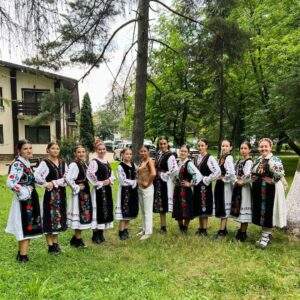Trofeul Festivalului Internațional de Folclor de la Vatra Dornei a fost câștigat de „Florile Bihorului”-07