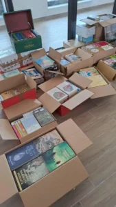 Bibliotecă modernă la Sântandrei-04
