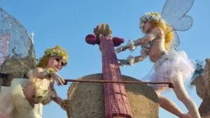 Carele alegorice au sosit în Piața Unirii din Oradea-11