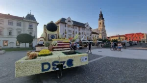 Carele alegorice au sosit în Piața Unirii din Oradea-14