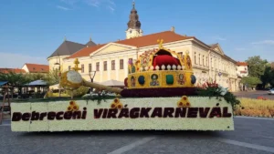 Carele alegorice au sosit în Piața Unirii din Oradea-16