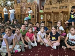 Școală de vară în tinda Bisericii-03