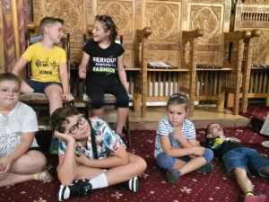 Școală de vară în tinda Bisericii-04