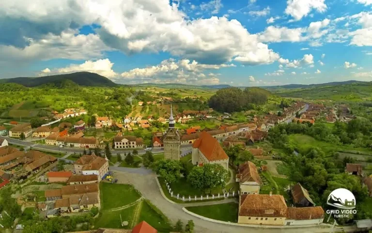 Localitatea din România inclusă în patrimoniul UNESCO în care fiecare casă va primi 60.000 de euro prin PNRR, pentru restaurare