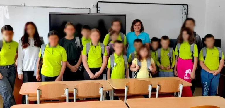 Asociația Pro Bambini sprijină educația prin programul „Ajută un copil să meargă la școală”