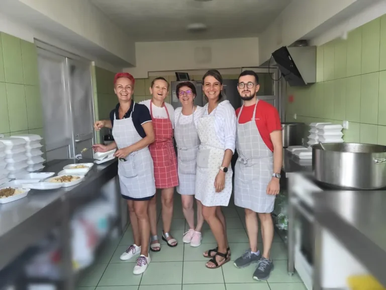 Campania Masa Săracilor continuă în Oradea