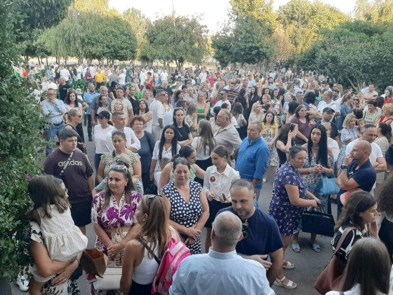 Zeci de locuri au rămas libere în județ după prima etapă de admitere computerizată
