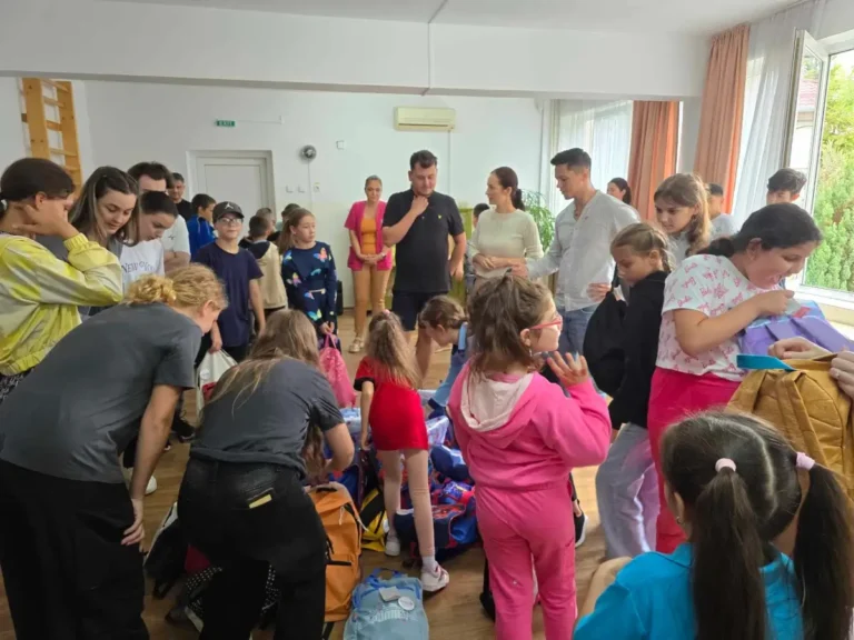 Cresc alocațiile pentru copii, din ianuarie 2025. Vezi cu cât