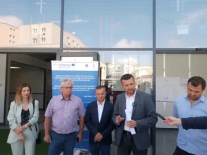 Noua hală din Piața Cetatea Oradea, inaugurată-21