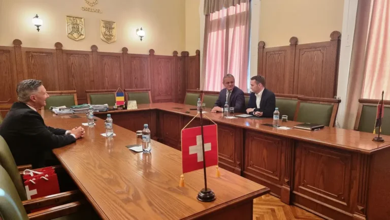 Program de cooperare româno-elvețian, în valoare de 220 milioane de euro, lansat la Oradea în prezența Ambasadorului Elveției