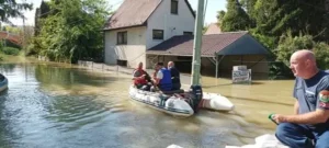 Satele din nordul Budapestei, sub ape-18
