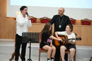 Tinerii orădeni, la Întâlnirea Națională a Tineretului Catolic din România-01