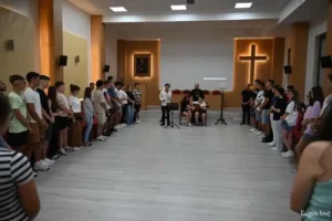 Tinerii orădeni, la Întâlnirea Națională a Tineretului Catolic din România-06