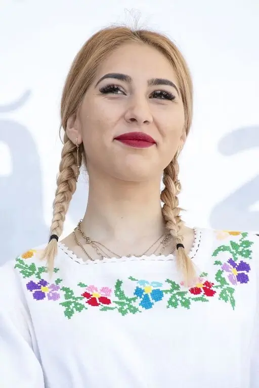 Bikfalvi Zsolt - Frumoasa Sălăjancă Bikfalvi Zsolt - Frumoasa Sălăjancă