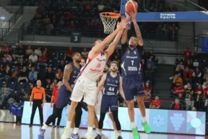 CSM CSU Oradea-baschet 5 Foto: Narcis Alexandru