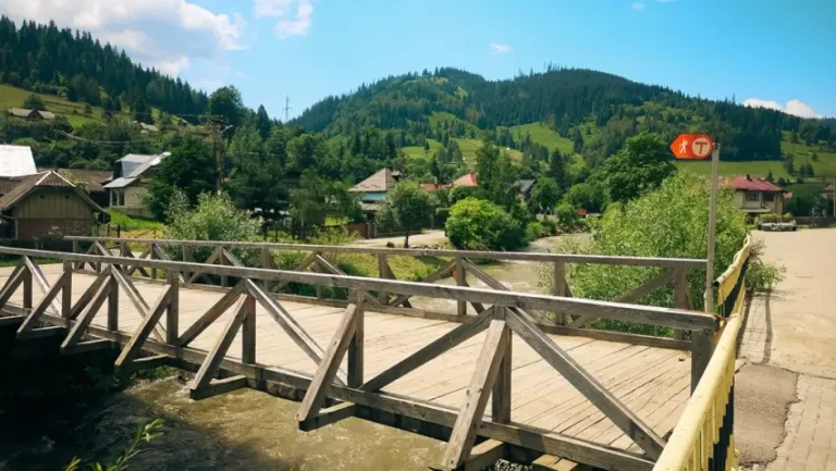 Via Transilvanica, cel mai bun traseu de vizitat în 2025!