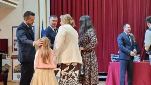 Elevii cu rezultate excelente la olimpiade și concursuri, premiați de Primărie-31