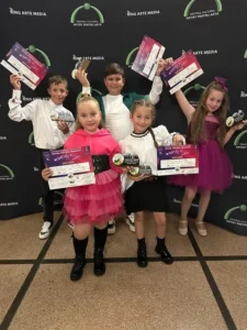 Grupul Onix Music s-a bucurat de succes la festivalul „Ecoul Pietrei Craiului” din Zărnești-02