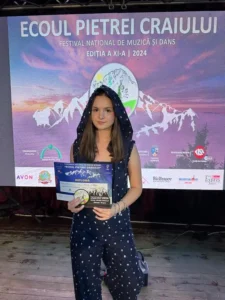 Grupul Onix Music s-a bucurat de succes la festivalul „Ecoul Pietrei Craiului” din Zărnești-07