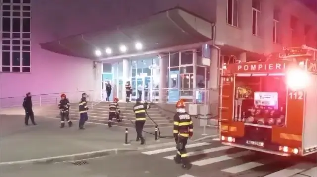 Incendiu la sediul BCR din Oradea