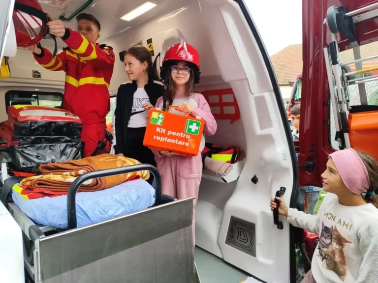 31 de ani în slujba binelui. De la o Ambulanță veche din donații, la tehnologie de ultimă generație