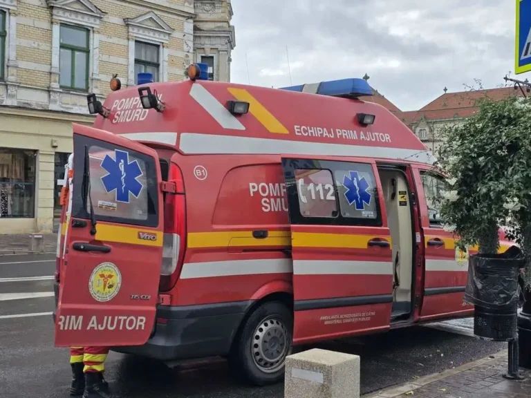 Unui bărbat i s-a făcut rău și a căzut în plină stradă