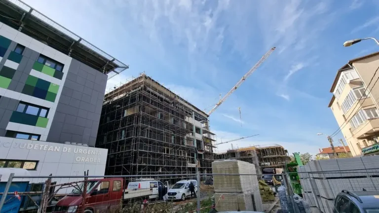 Lucrările la parcarea supraetajată de la Spitalul Județean, în ritm accelerat
