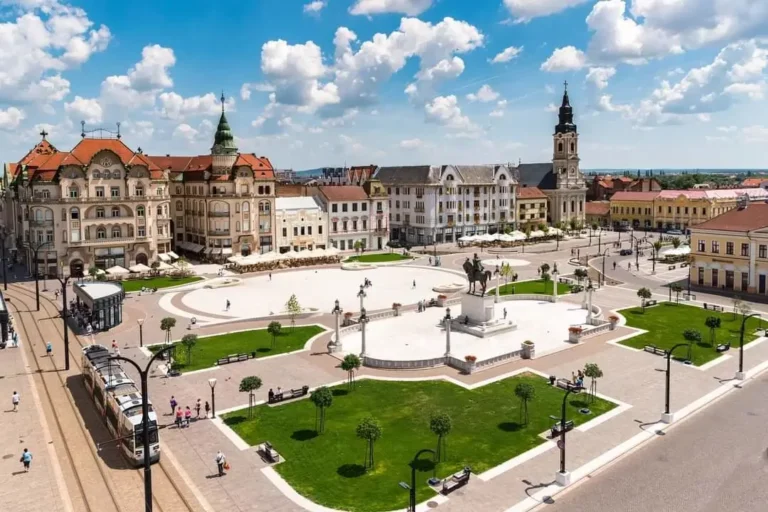 Oradea îmbracă haine de sărbătoare