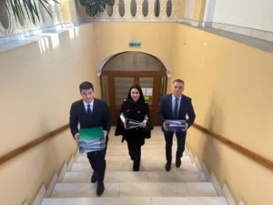 Partidul România în Acțiune și-a depus lista candidaților la parlamentare-04