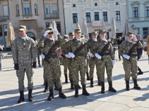 Premieră la Oradea: Studenții mediciniști militari au depus jurământul-43